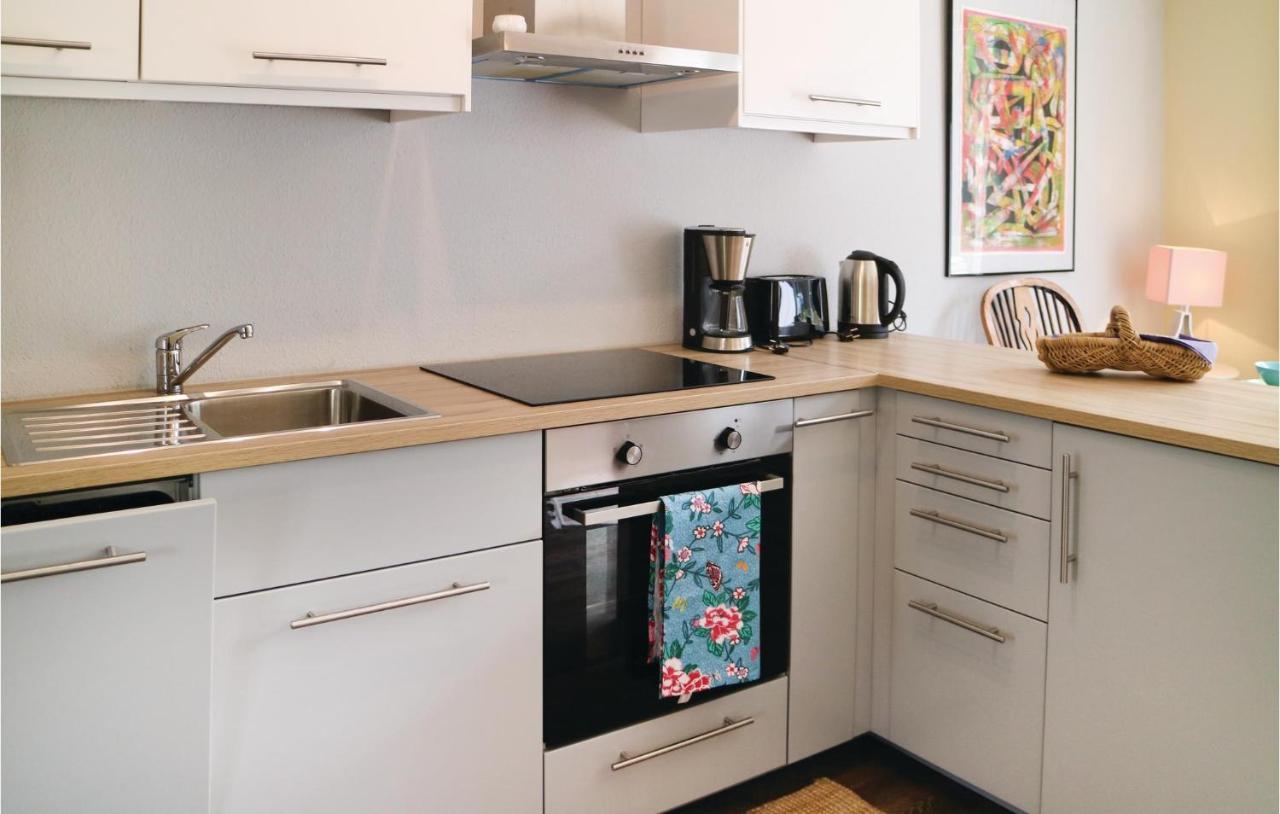 Stunning Apartment In Gelbensande With Kitchen 그랄뮈리츠 외부 사진